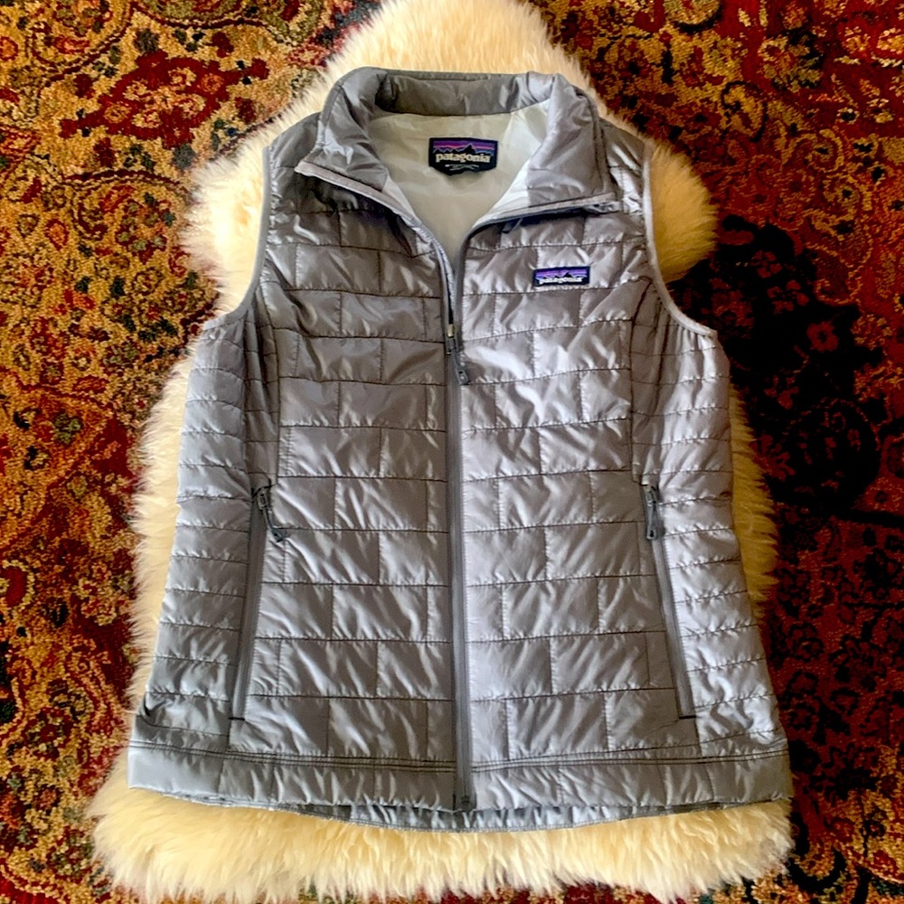 Womens Patagonia Nano Puff Vest. Warm, water and wind resistant.